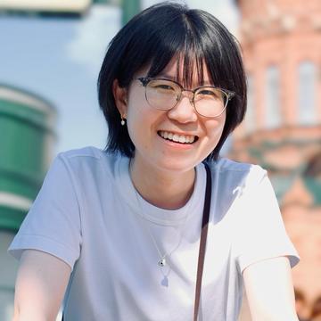 Shasha Sun (Social Media Manager) Shasha Sun (Social Media Manager)